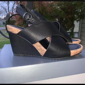 Cloudwalkers Avenue Loni wedge cork heels peeptoe